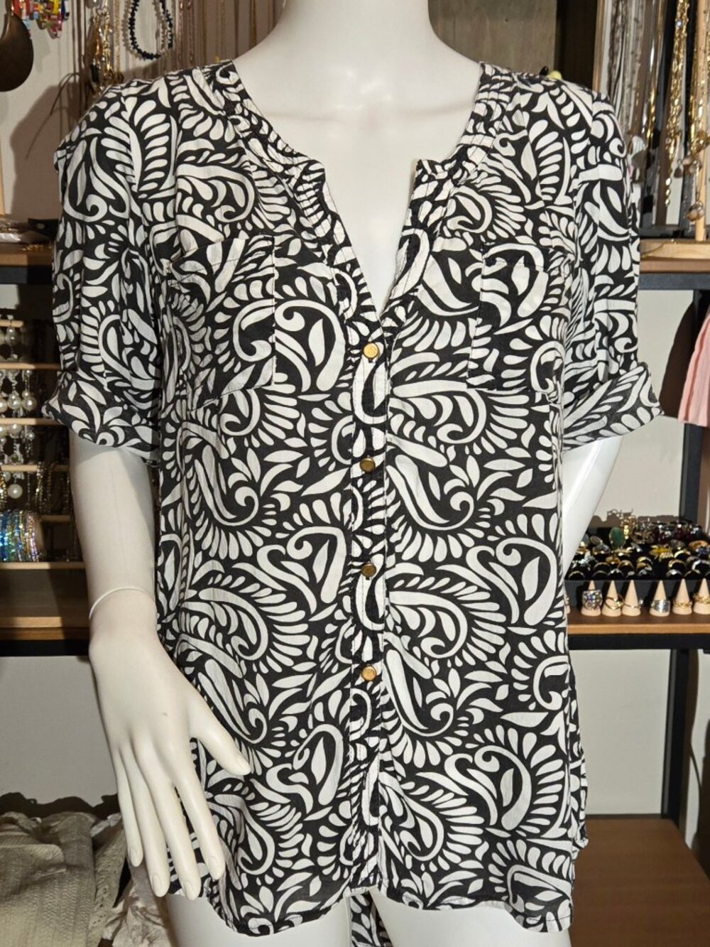 White Black Viscose Short Sleeves Shirt Medium